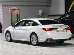 تويوتا أفالون